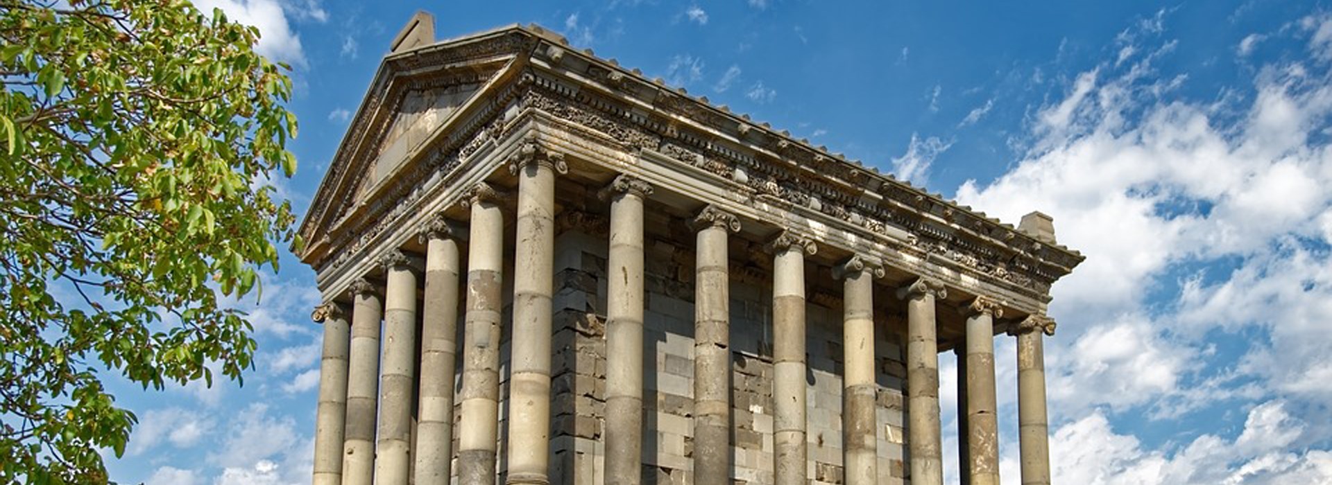 Visiter Le temple de Garni - Arménie