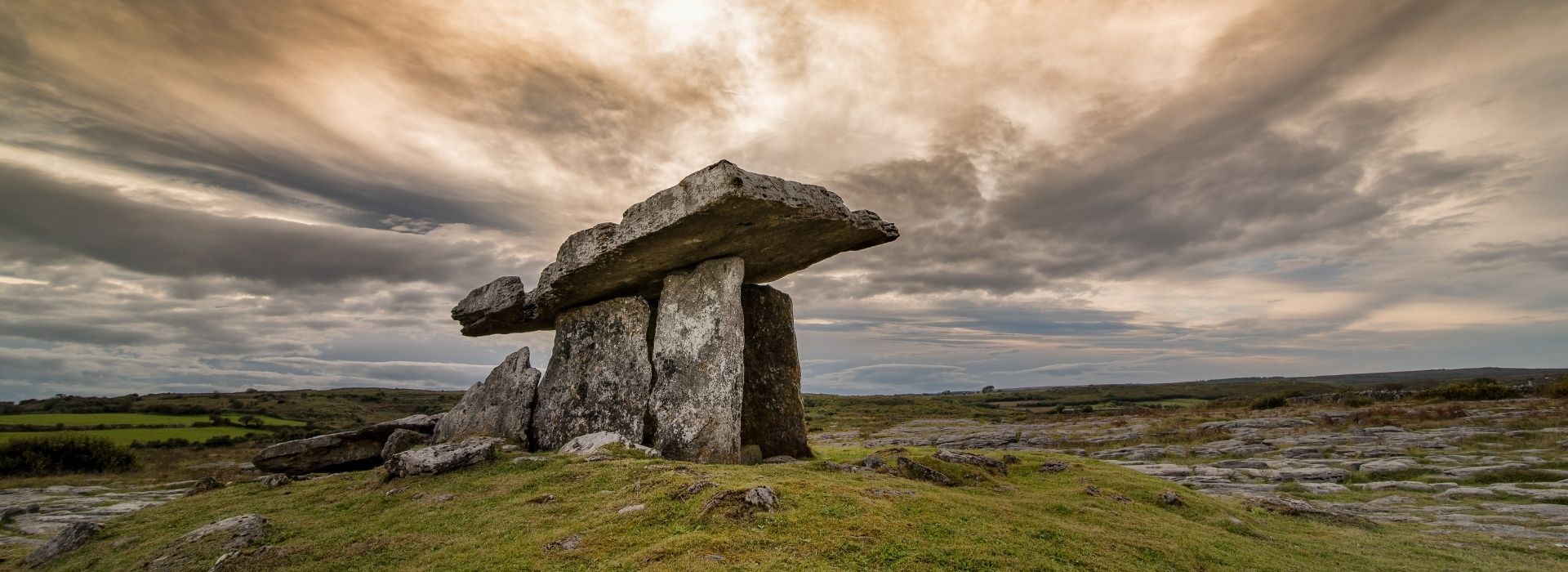 Visiter Le Dolmen de Poulnabrone  - Irlande