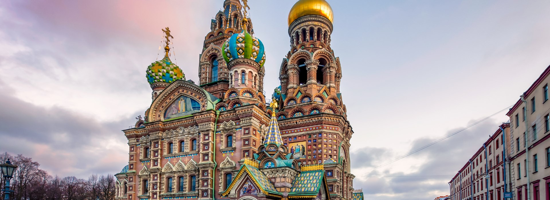Visiter La cathédrale Saint-Sauveur-sur-le-Sang-Versé - Russie