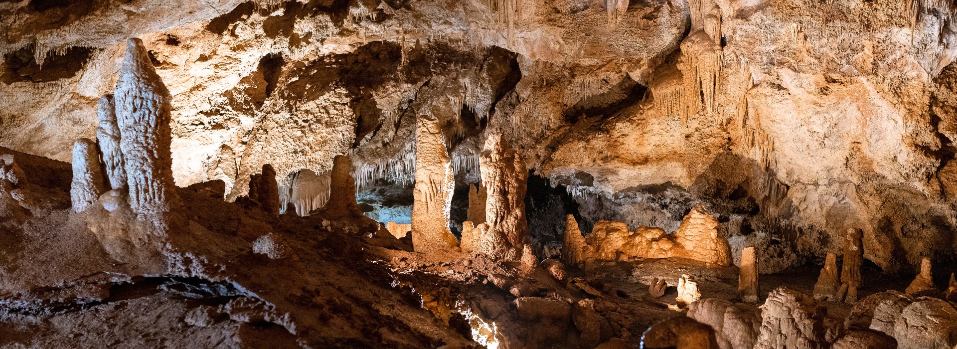 Visiter La grotte Lipska - Montenegro