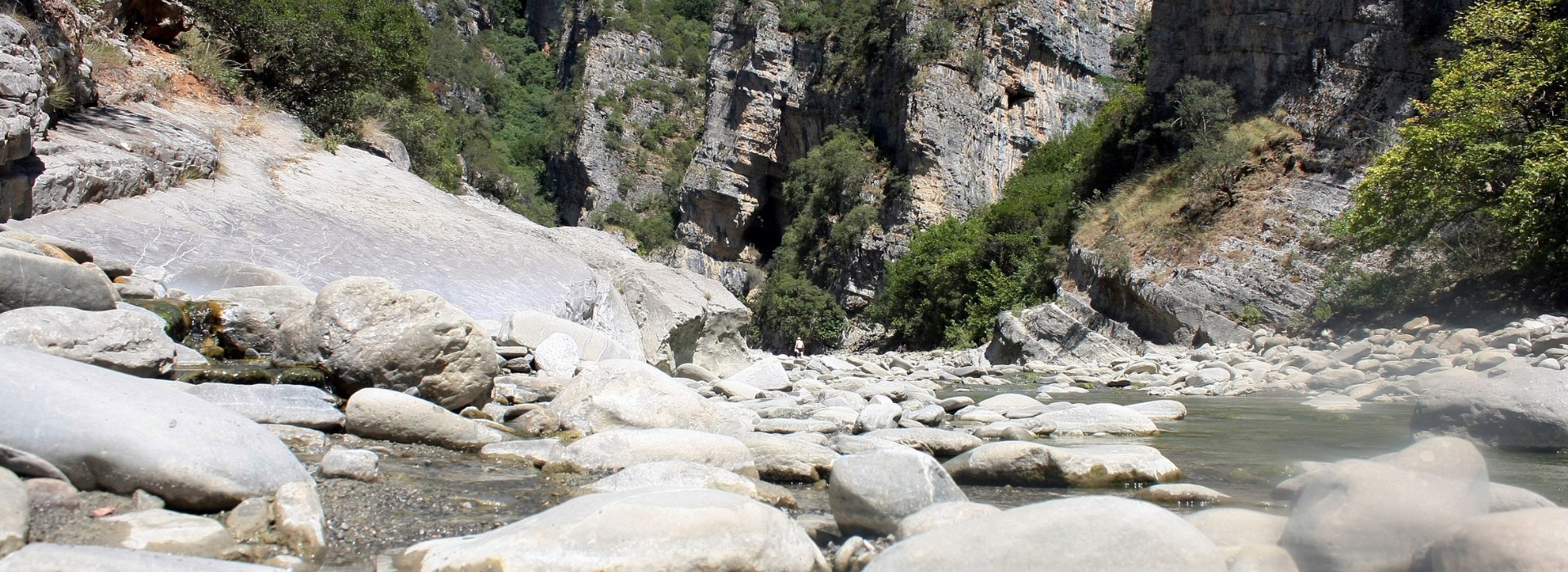 Visiter Le canyon de Langarica - Albanie