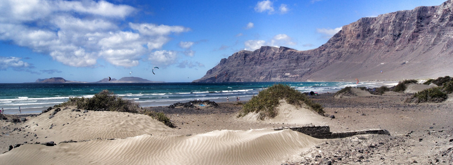 Visiter Les falaises de Famara (Lanzarote) - Canaries