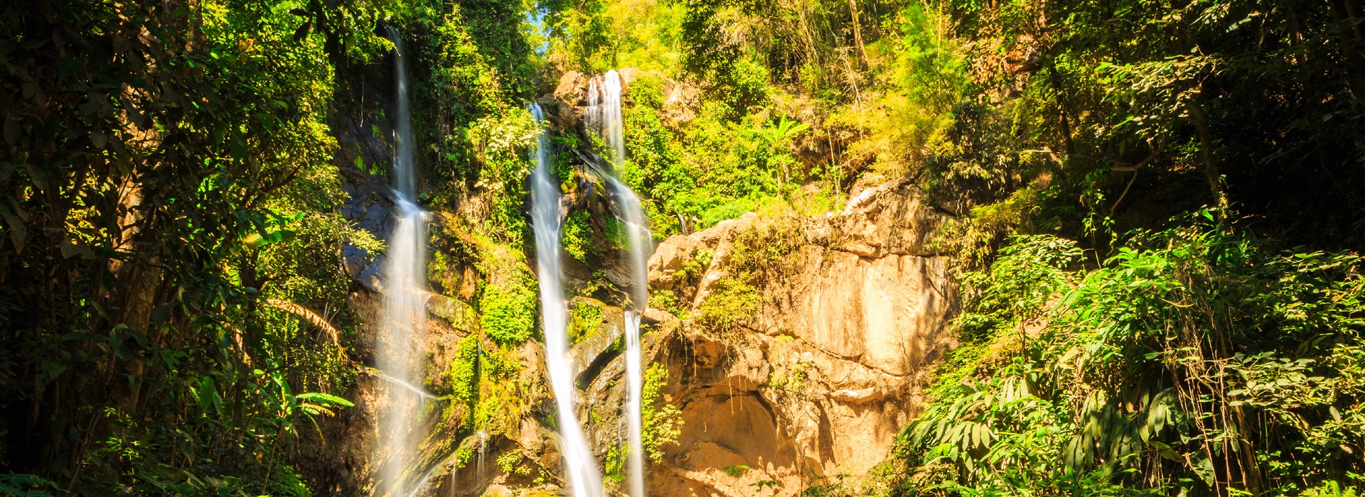 Visiter La cascade naturelle de Mok Fah - Thaïlande