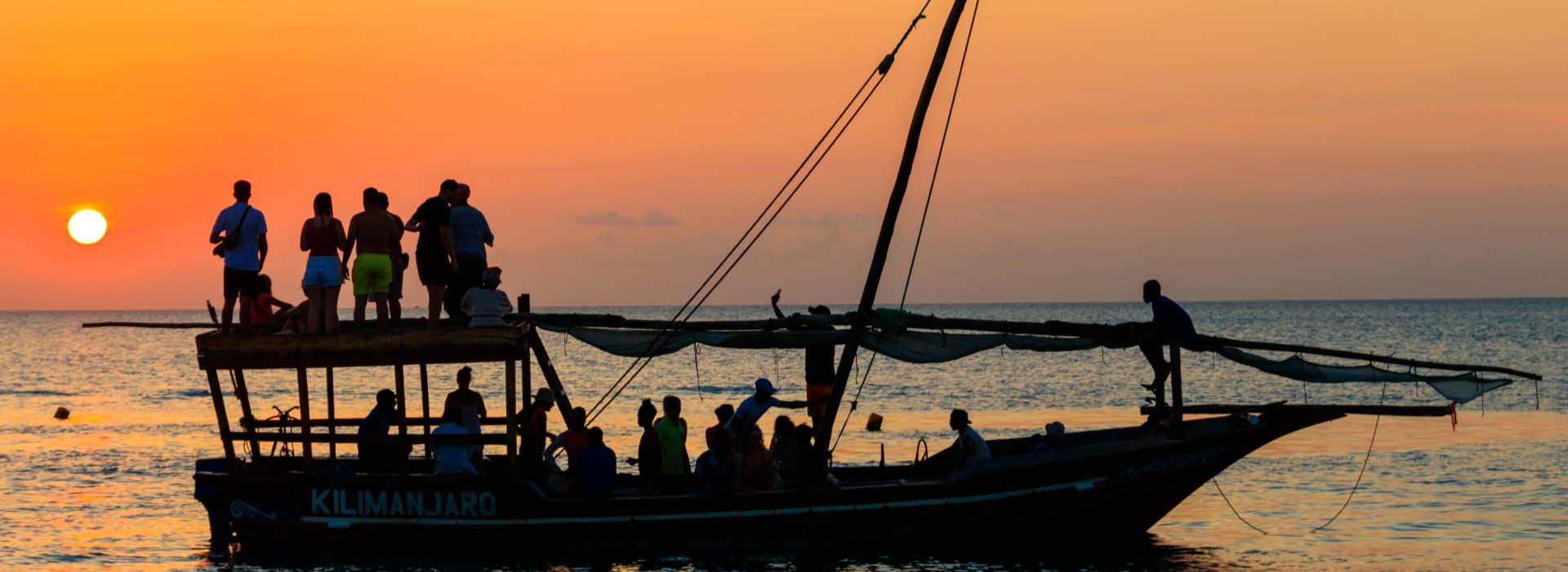 Visiter Une sortie en bateau traditionnel - Zanzibar