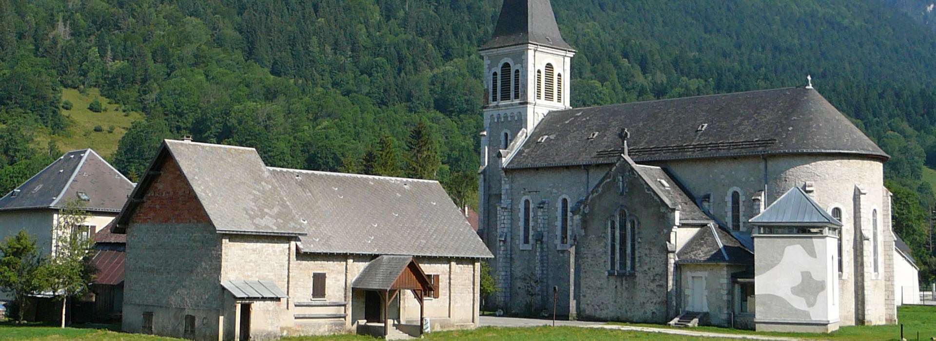 Visiter L'église de Saint Hugues - Rhône-Alpes