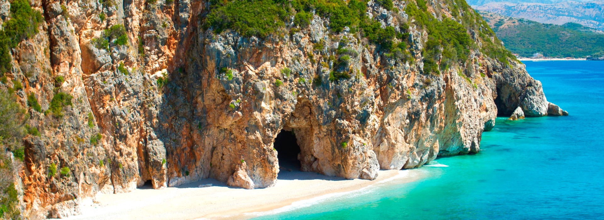 Visiter La grotte des Pirates - Albanie