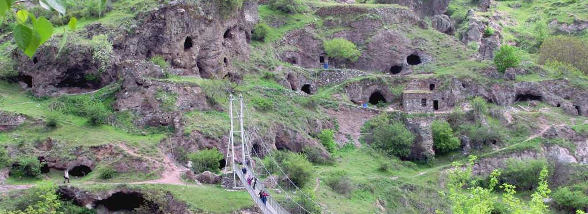 Visiter Le Village Troglodyte de Kndzoresk - Arménie