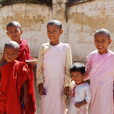 que faire en Birmanie : visiter War Gyi Myaung