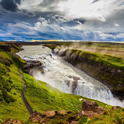 que faire en Islande : visiter La Cascade de Gullfoss