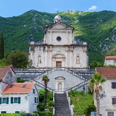 que faire au Montenegro : visiter Le monastère Praskvica