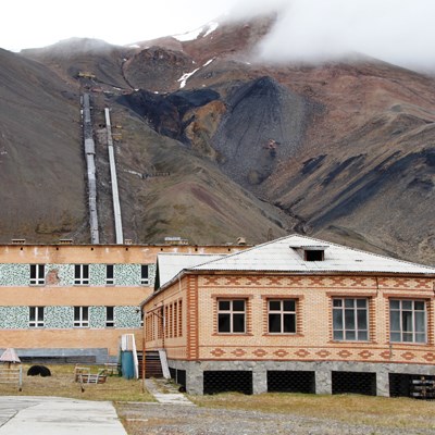 que faire au Spitzberg : visiter Pyramiden