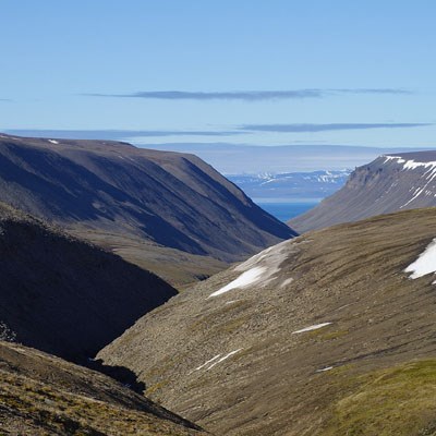 que faire au Spitzberg : visiter La Vallée de Bjorndalen