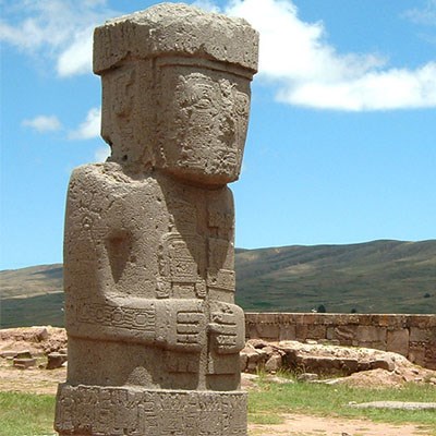 que faire en Bolivie : visiter Le Site Archéologique de Tiwanaku