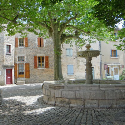 que faire en Occitanie : visiter Sainte Eulalie du Cernon 