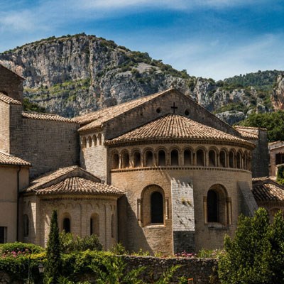 que faire en Occitanie : visiter Saint Guilhem Le Désert