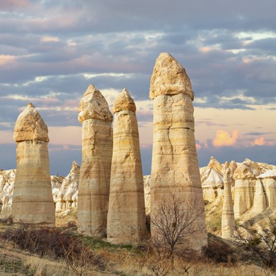 que faire en Turquie : visiter Les Cheminées des Fées d'Urgup