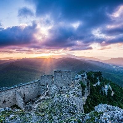 que faire en Occitanie : visiter Le Château de Peyrepertuse