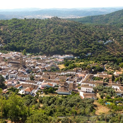 que faire en Espagne : visiter Le village d'Alajar