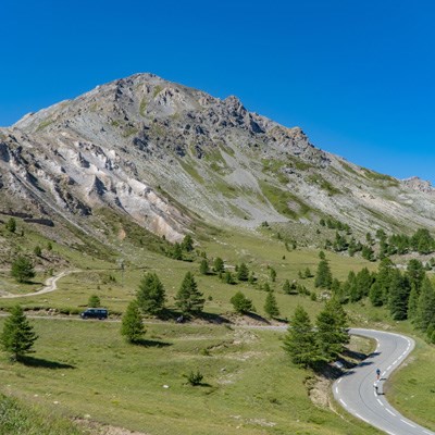 que faire en Rhône-Alpes : visiter Le col d'Izoard