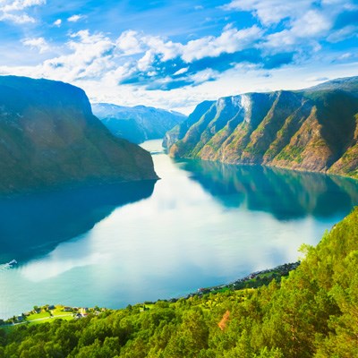 que faire en Norvège : visiter Le Fjord de Sognefjord en bateau