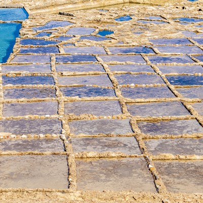 que faire à Malte : visiter Les salines de Qbajjar