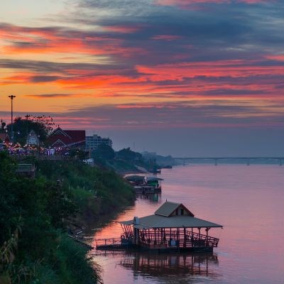 que faire au Laos : visiter Nong Khaiw