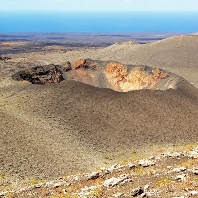 que faire aux Canaries : visiter Les volcans du parc naturel de Timanfaya (Lanzarote)