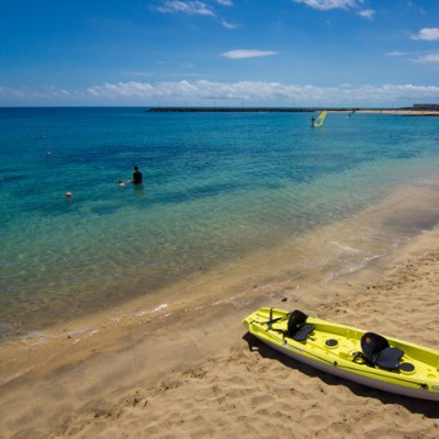 que faire aux Canaries : visiter Le sud de l'île de Lanzarote en kayak