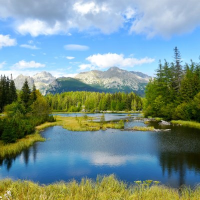 que faire en Slovaquie : visiter Štrbské Pleso 