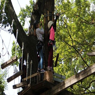 que faire en Rhône-Alpes : visiter La Drôme avec un parcours aventure