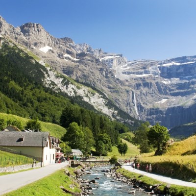 que faire en Occitanie : visiter Les villages de montagne des vallées d'Ax