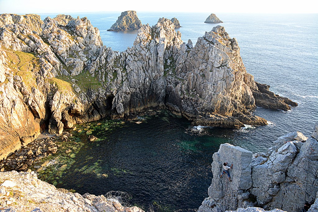 camaret sur mer falaises