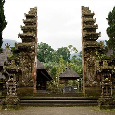 que faire en Indonesie : visiter Le temple Batukaru