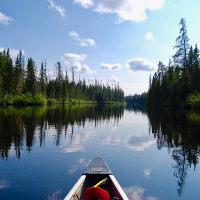 que faire au Canada : visiter Exploration en kayak