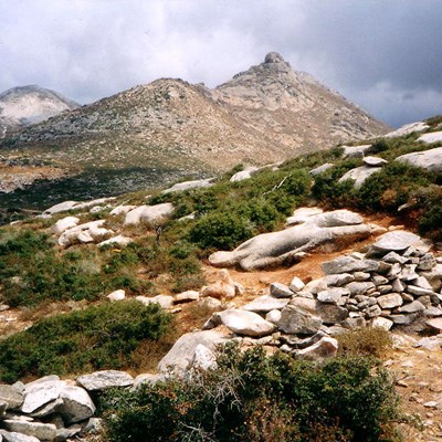 que faire en Grèce : visiter Melanes