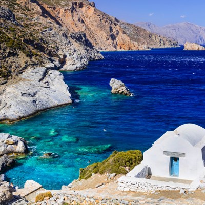 que faire en Grèce : visiter La plage d'Agia Anna