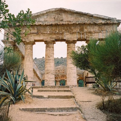 que faire en Grèce : visiter Le temple de Demeter
