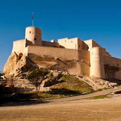 que faire en Oman : visiter Nakhal