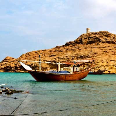 que faire en Oman : visiter Sur 