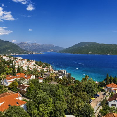 que faire au Montenegro : visiter Hercegnovi