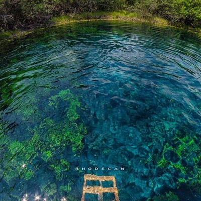 que faire au Guatemala : visiter La Cenote Crater Azul