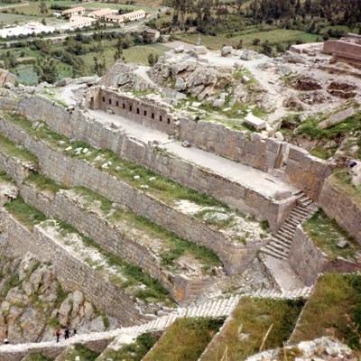 que faire au Pérou : visiter Ollantaytambo