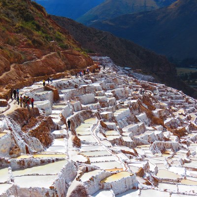 que faire au Pérou/Bolivie : visiter Les salines de Maras (Pérou)