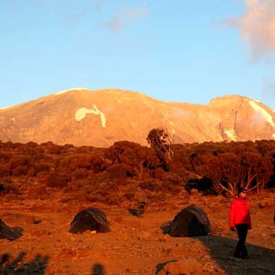 que faire en Tanzanie : visiter Le Camp de Karanga