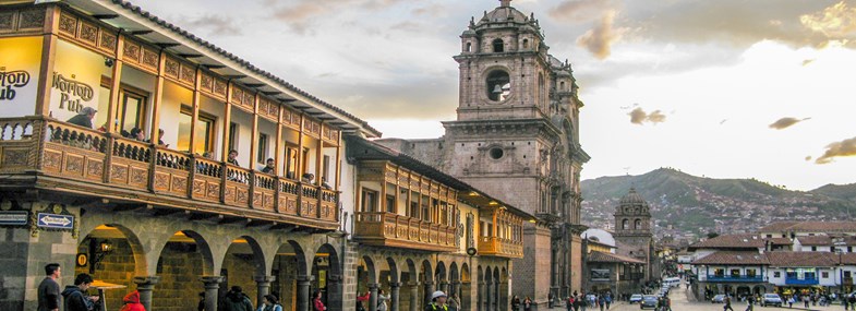 Circuit Pérou/Bolivie - Jours 1 & 2 : Vol pour Lima - Vol intérieur pour Cusco