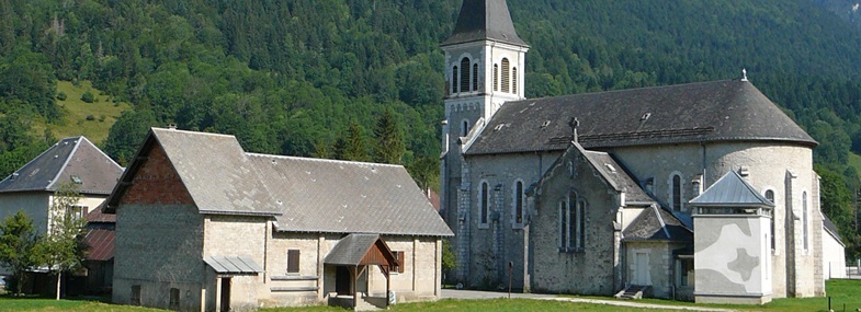 Circuit Rhône-Alpes - Jour 3 : Hameaux de Saint Pierre - Eglise de Saint Hugues (880m)