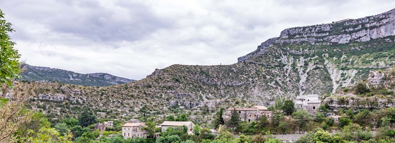 Circuit Occitanie - Jour 2 : Cirque de Mourèze - Lac du Salagou - Saint Guilhem Le Désert