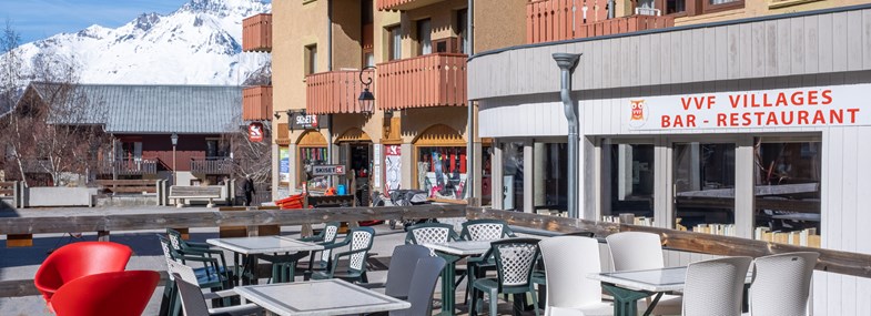 Hotel club restauration