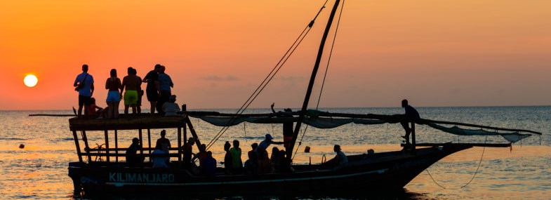 Circuit Zanzibar - Jour 3 : Journée libre - Excursion en bateau traditionnel au coucher de soleil