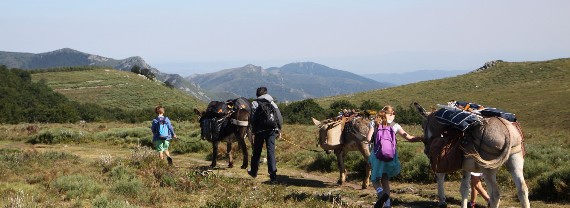 Circuit RhôneAlpes en Famille  Escapade en Ardèche avec mon âne